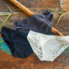 Charger l'image dans la galerie, Shorty Femme
