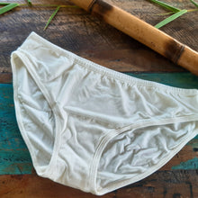 Charger l&#39;image dans la galerie, Shorty Femme
